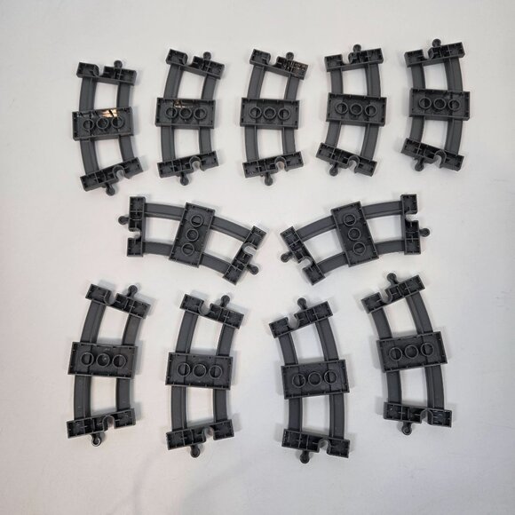 Lego Duplo Dark Gray Train Tracks Curved Short Lot of 11 Pieces #6378 6" - Picture 3 of 4